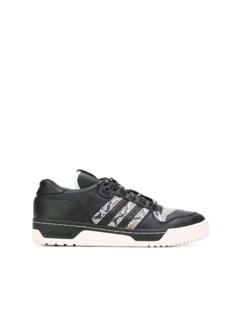 x United Arrows and Sons Rivalry Low sneakers