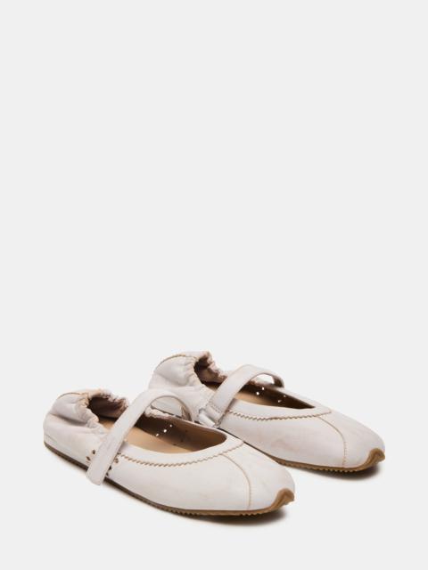 STEVE MADDEN ANAYA WHITE DISTRESSED