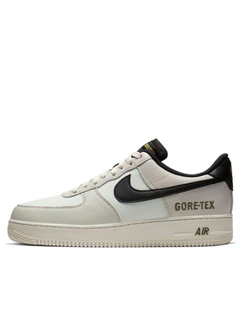 Nike Nike 공기 힘 1 낮은 Gore-Tex 백색 돛 검정
