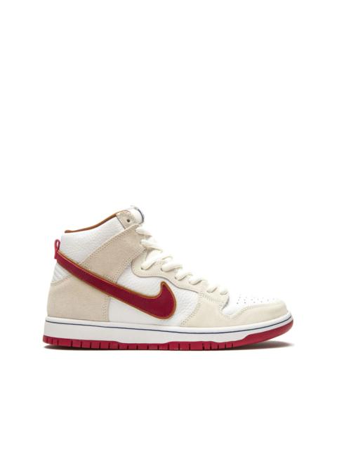 Nike SB Dunk 높은 "Team Crimson"스니커
