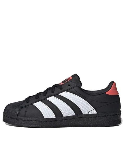 (WMNS) adidas Superstar 82 'Black White Scarlet' IE3056