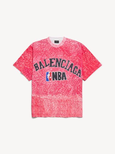 BALENCIAGA Women's Balenciaga | Nba Collaboration Oversized T-shirt in Red