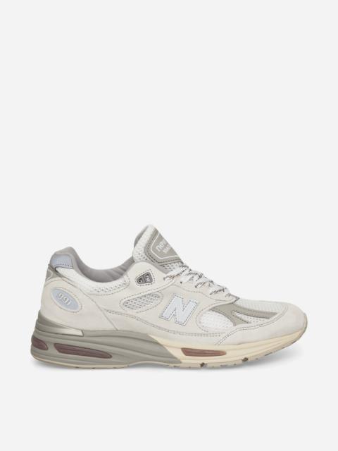 New Balance Made in UK 991v2 Sneakers Wind Chime / Brilliant White / Flint Gray