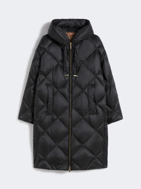 Max Mara TREFE Down jacket in iridescent water-repellent fabric - BLACK