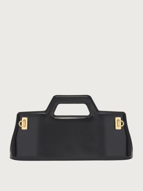 Wanda East-West top handle