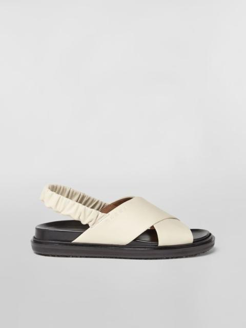 Marni CRISS-CROSS FUSSBETT IN WHITE NAPPA LEATHER WITH STRETCH SLINGBACK