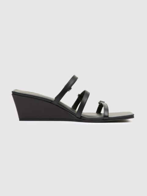 ST. AGNI Mini Ring Detail Wedge - Black