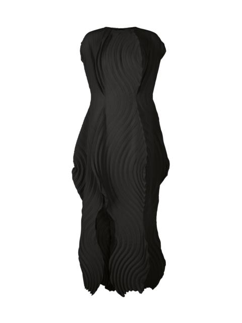 ISSEY MIYAKE RESONANT PLEATS DRESS