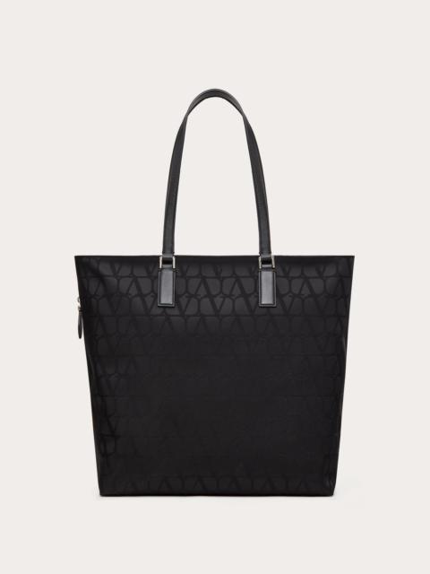 Valentino TOILE ICONOGRAPHE SHOPPING BAG IN TECHNICAL FABRIC WITH LEATHER DETAILS