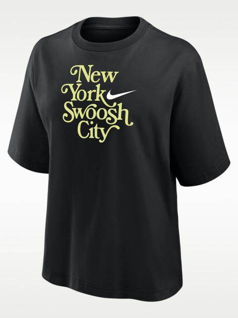 Nike Nike Swoosh Cities New York Women's Short-Sleeve Boxy T-Shirt