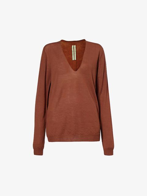 V-neck relaxed-fit wool-knit jumper