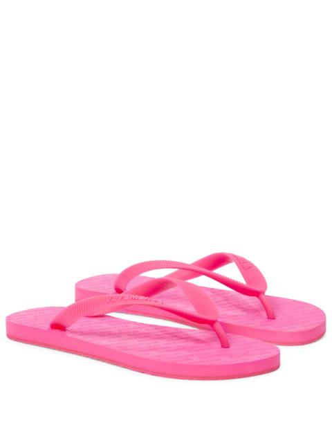 VETEMENTS Logo thong sandals