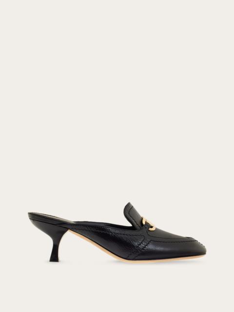 FERRAGAMO New Vara buckle mule