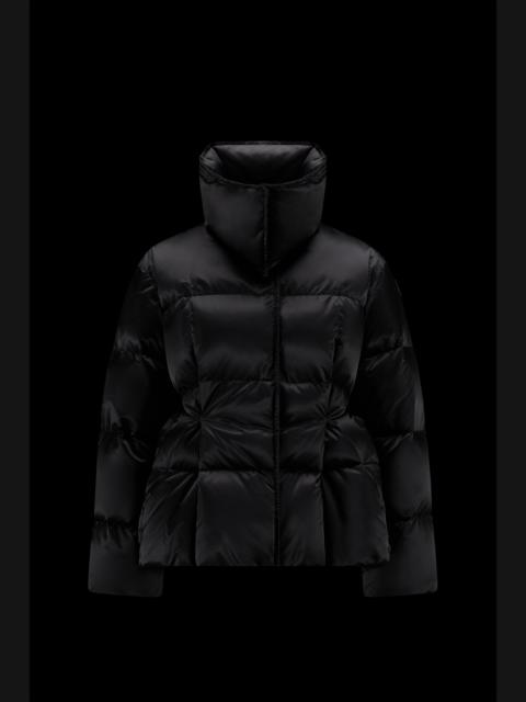 Moncler Coua Short Down Jacket