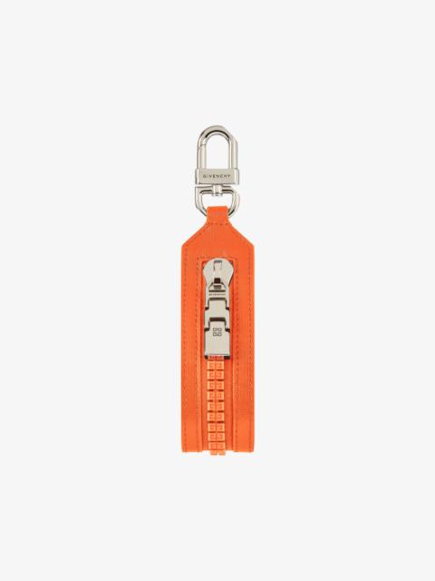 Givenchy 4G ZIP KEYCHAIN IN LEATHER