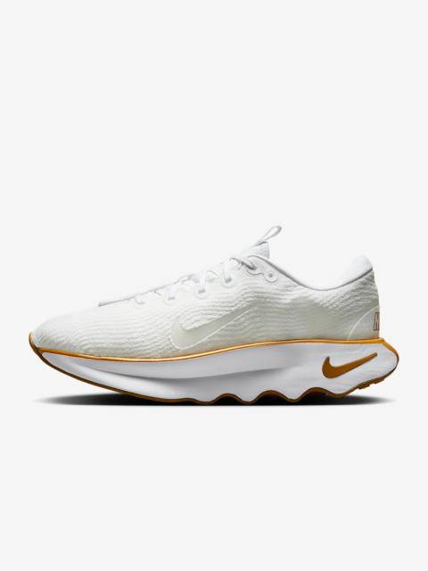 【NIKE】ナイキ◇MOTIVA Walking Shoesスニーカー Nike Motiva Men's Walking Shoes. Nike.com