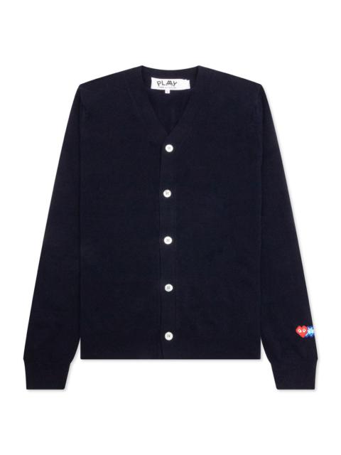 Comme des Garçons PLAY COMME DES GARCONS PLAY X THE ARTIST INVADER BUTTON CARDIGAN - NAVY