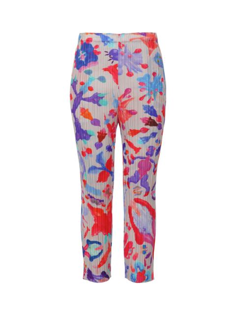 DANCE WITH NEW FRIENDS