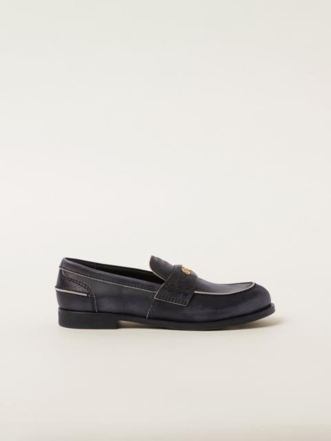 Vintage-effect leather loafers