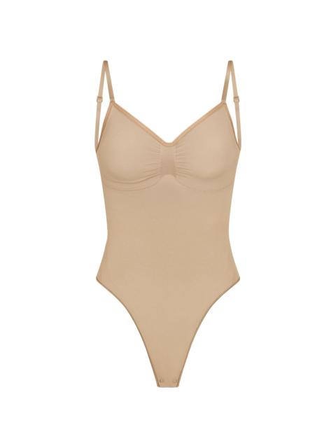 SKIMS Women's Smoothing Low-Back Bodysuit - Clay