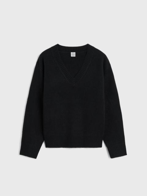 V-neck wool cashmere knit black