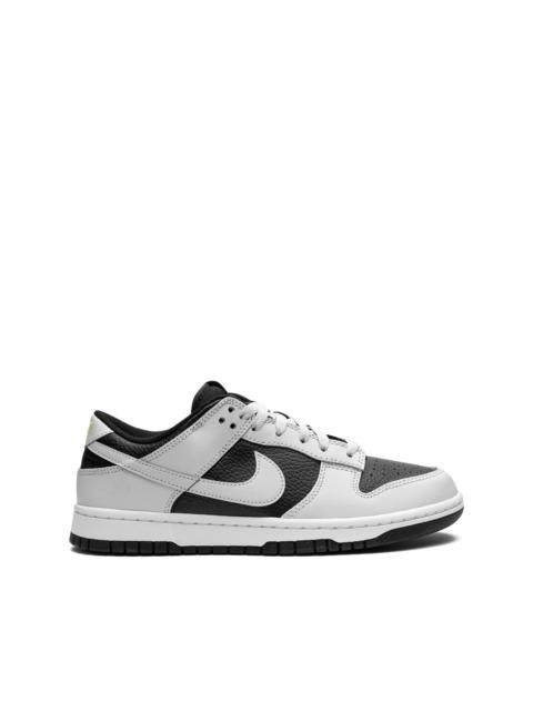 Dunk Low sneakers