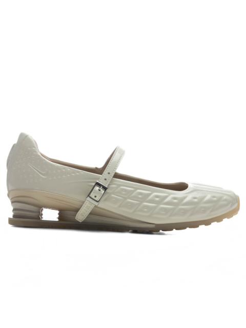 Nike WOMEN'S SHOX Z CALISTRA - PALE IVORY/OATMEAL