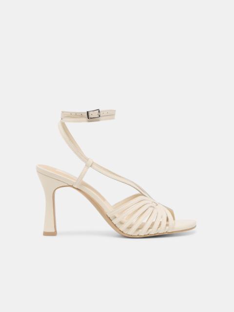 dolce vita NIVANA HEELS OFF WHITE CRINKLE PATENT