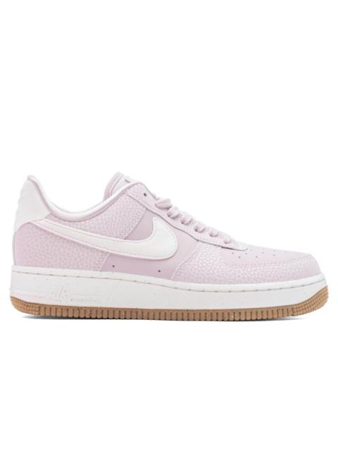 WOMEN'S AIR FORCE 1 '07 NEXT NATURE - PLATINUM VIOLET/LIGHT BONE