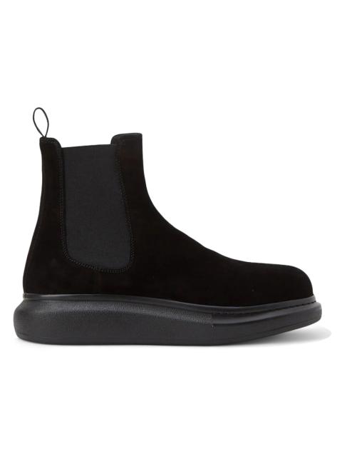 Alexander McQueen Alexander McQueen Chelsea Boot Black Suede