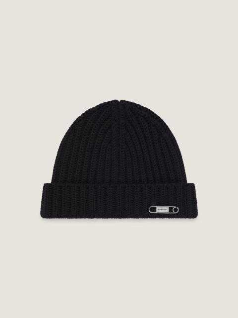 Givenchy BEANIE IN WOOL WITH PIN