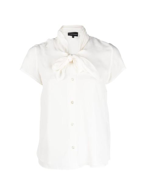 tie-neck short-sleeve shirt