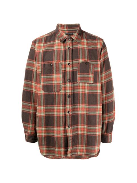 plaid-patterned flannel shirt