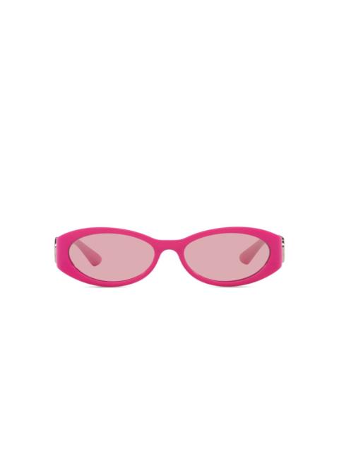 GUCCI oval-frame sunglasses