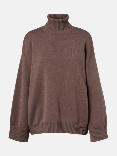 Brunello Cucinelli Oversized cashmere turtleneck sweater