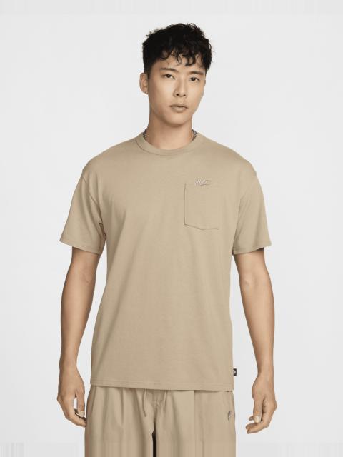 Nike Sportswear Premium Essentials Men's Pocket T-Shirt