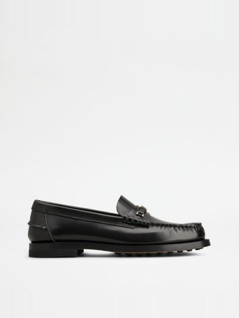 Tod's LOAFERS IN LEATHER - BLACK