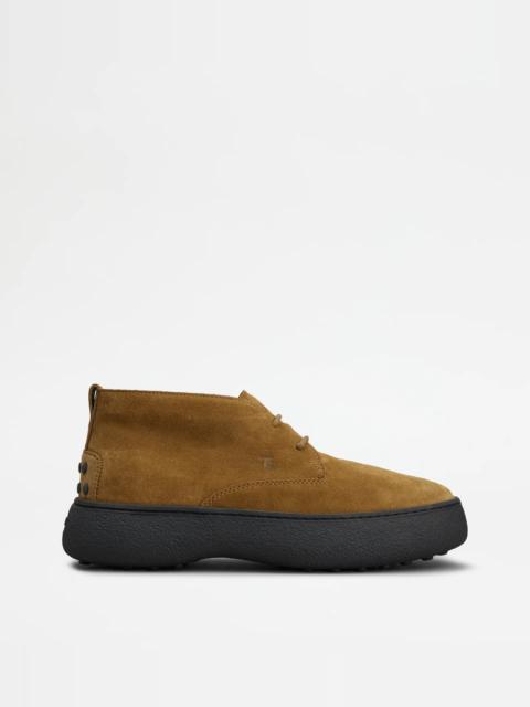Tod's TOD'S W. G. DESERT BOOTS IN SUEDE - BROWN