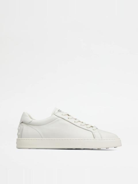 SNEAKERS IN LEATHER - WHITE