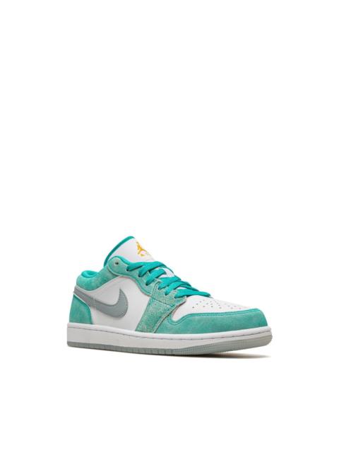 Air Jordan 1 Low SE "New Emerald" sneakers