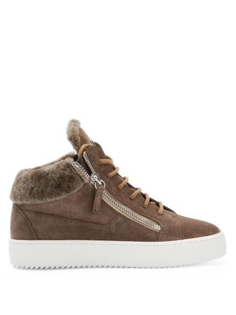 Giuseppe Zanotti Kriss Winter