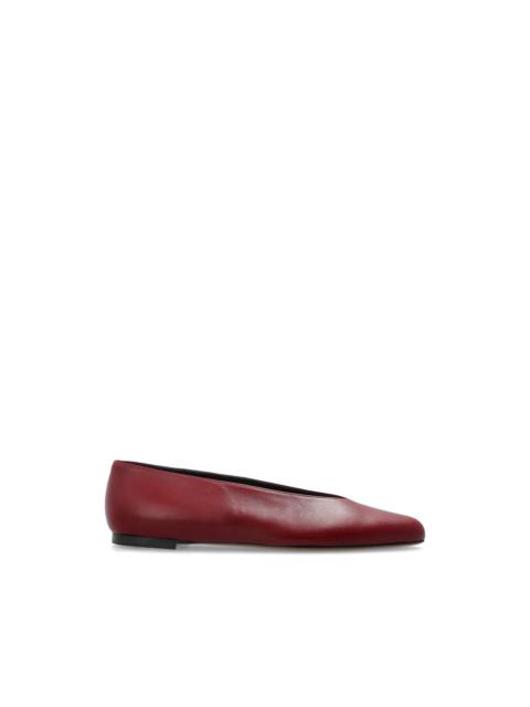 NEOUS point leather pumps
