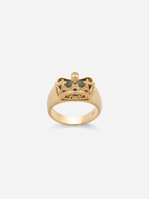 Crown yellow gold ring with green jade on the inside