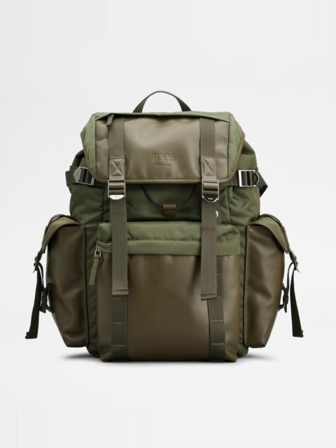 Tod's BACKPACK IN FABRIC AND LEATHER MEDIUM - GREEN