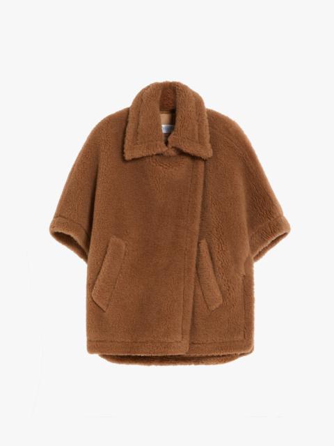 Max Mara Cape in Teddy fabric