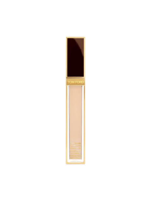TOM FORD Shade & Illuminate Concealer