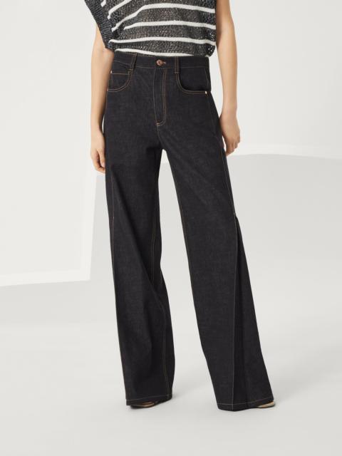 パンツ BRUNELLO CUCINELLI Authentic Denim Loose Trousers with Shiny Brunello Cucinelli Authentic denim loose trousers with shiny