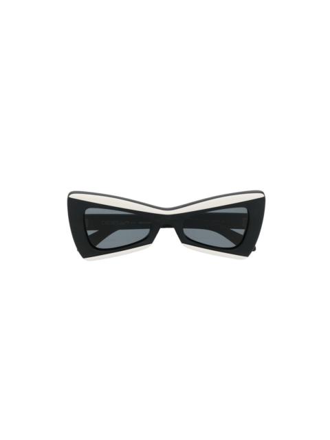 cat-eye tinted sunglasses