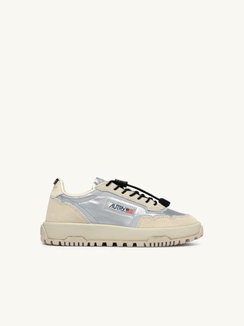 AUTRY WILDPACE LOW SNEAKERS IN WHITE AND SILVER FABRIC AND SUEDE