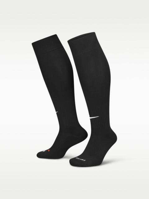 Nike Nike Classic 2 Cushioned Over-the-Calf Socks